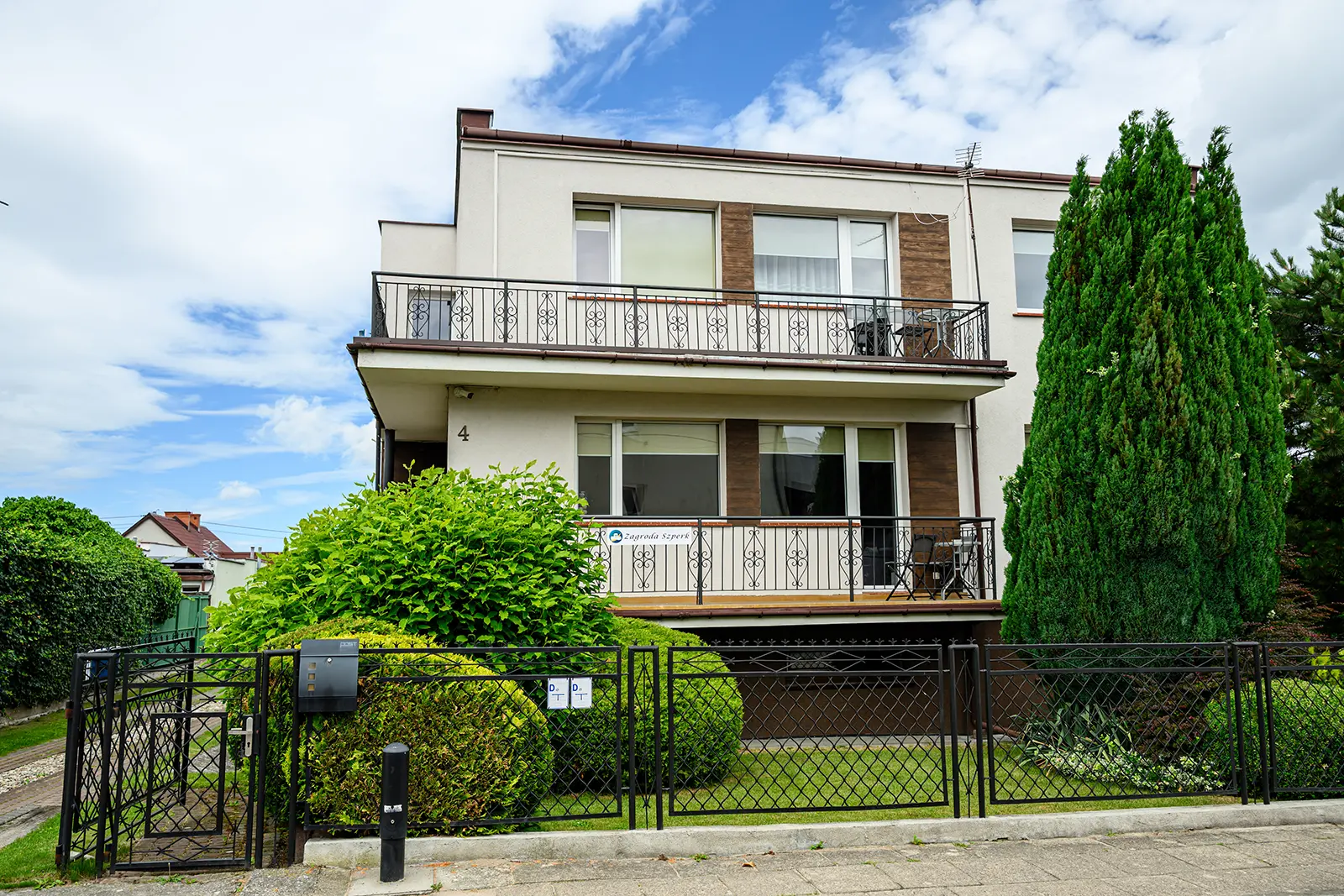 Apartament w Rewie w Zagrodzie Szperk - jasne wnętrze